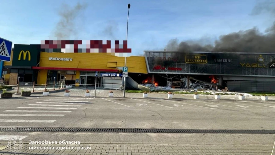 Russia strikes Zaporizhzhia's largest shopping centre – photos