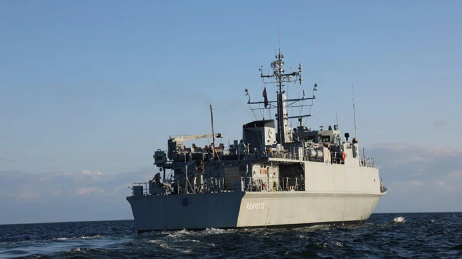 Ukrainian military personnel take part in international Navy training in UK