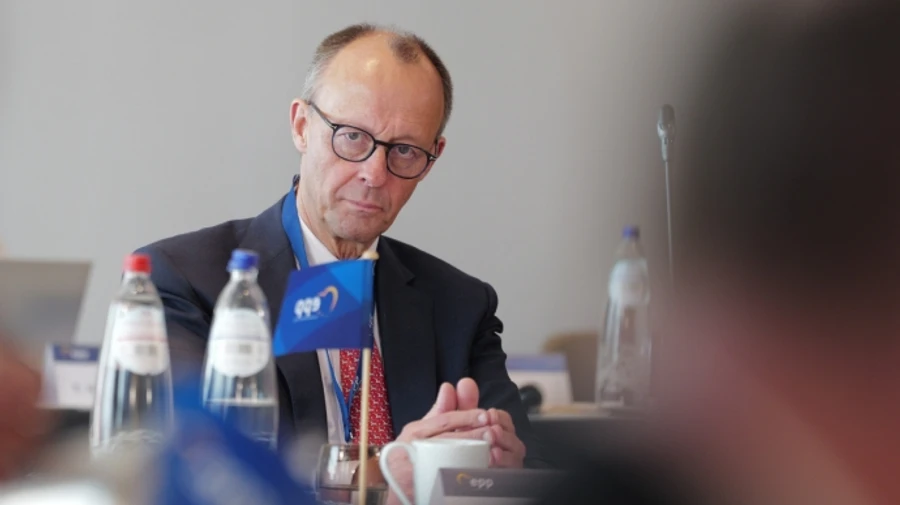 Майбутній канцлер Німеччини вимагає негайного захисту економіки на тлі тарифів Трампа