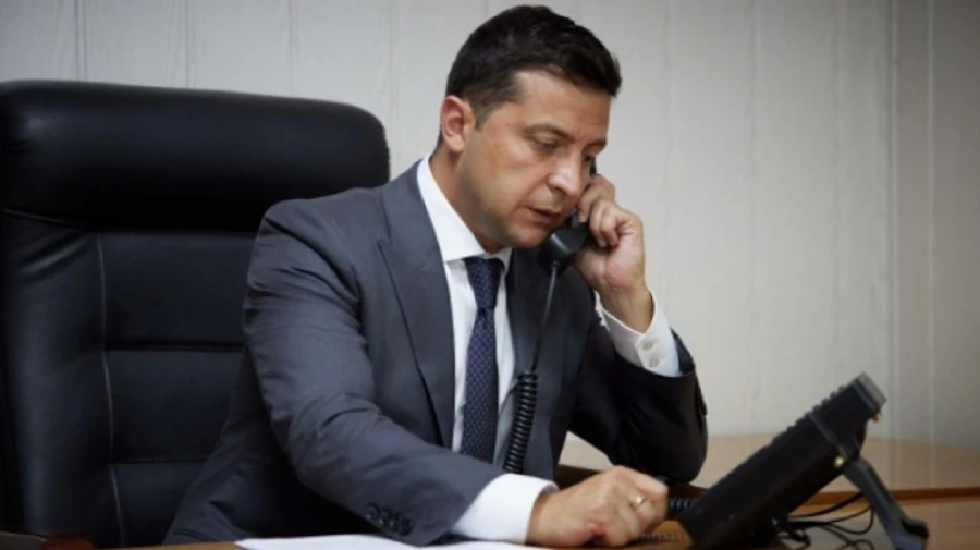 Зеленский заверил Байдена, что будет бороться с олигархами 