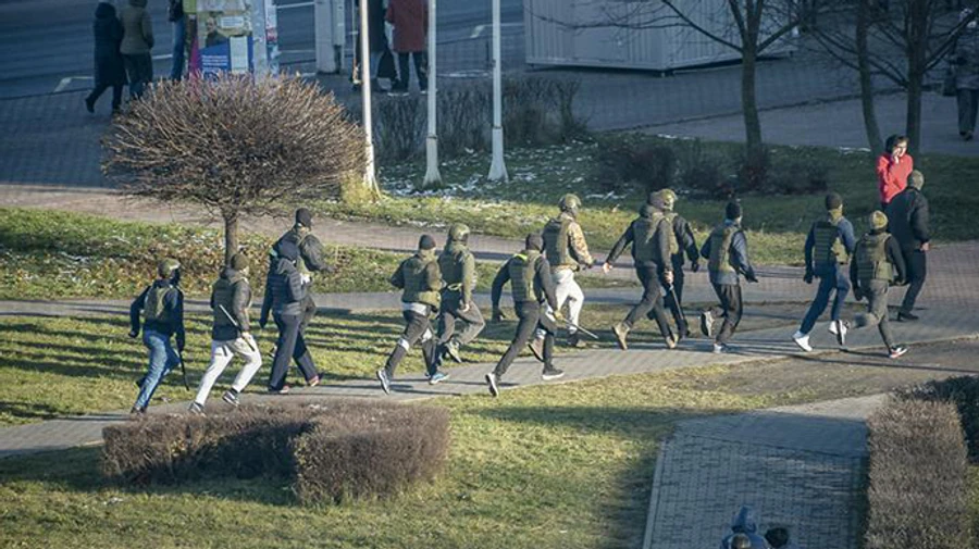 У Мінську затримали понад 300 осіб