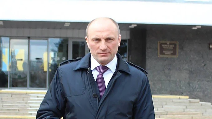 Чинний мер Черкас позмагається з представником Голосу – екзит-пол