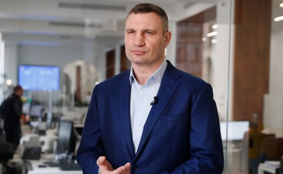 Досить шастати! – Кличко закликав уряд посилити карантин