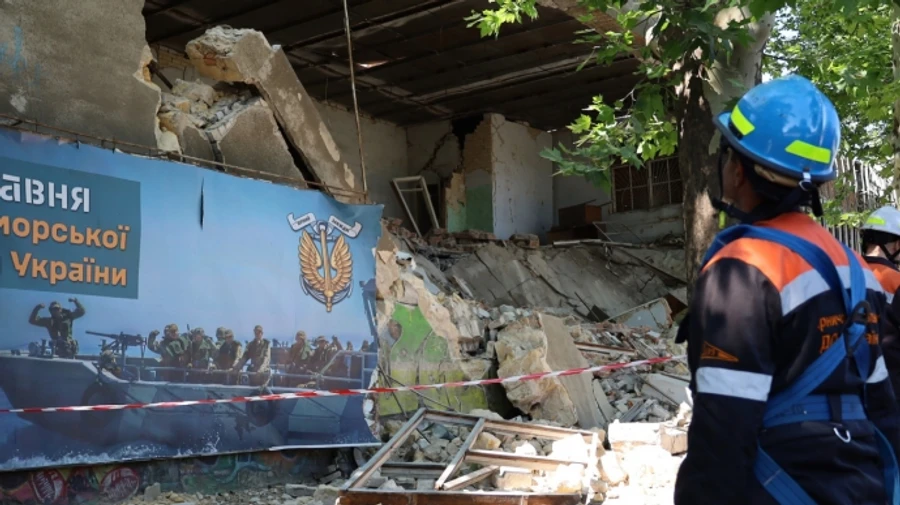 Russian drone attacks lead to collapse of Dormashyna plant building in Mykolaiv – photos