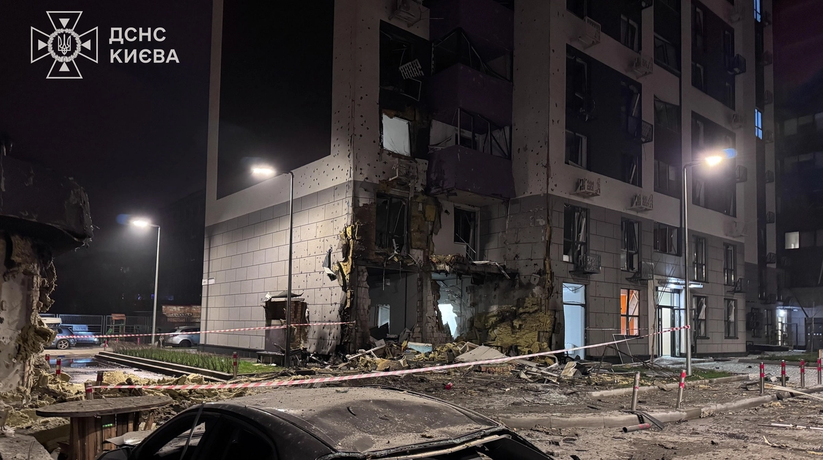 Russia launches 36 missiles and around 600 drones at Ukraine, killing 3 people – Zelenskyy