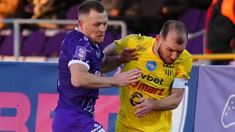 Буковина в серии пенальти выбила ЛНЗ и стала вторым полуфиналистом Кубка Украины