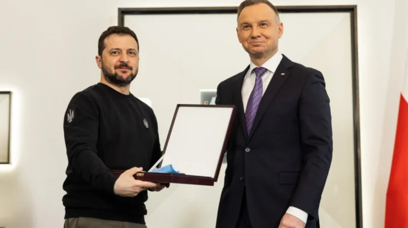 Навроцький поки не вирішив, чи позбавляти Зеленського ордена Білого Орла