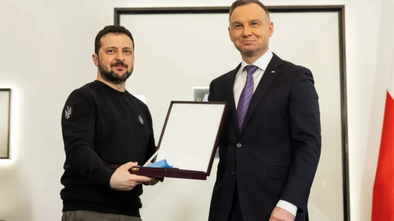 Навроцький поки не вирішив, чи позбавляти Зеленського ордена Білого Орла