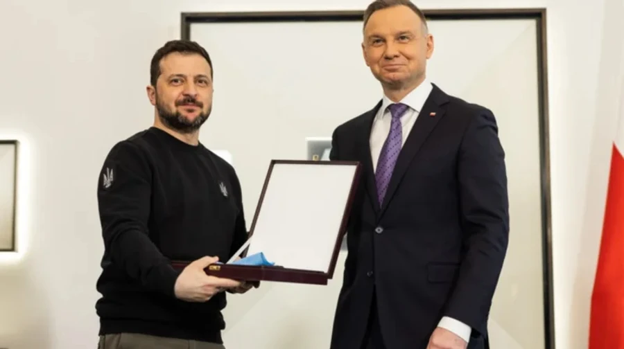 Навроцький поки не вирішив, чи позбавляти Зеленського ордена Білого Орла