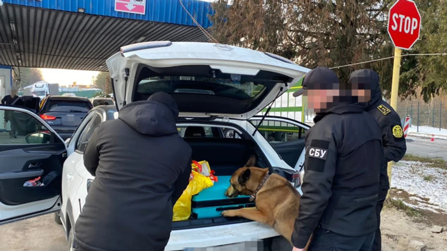 ГБР и СБУ в пятницу проводят обыски по всей вертикали таможни