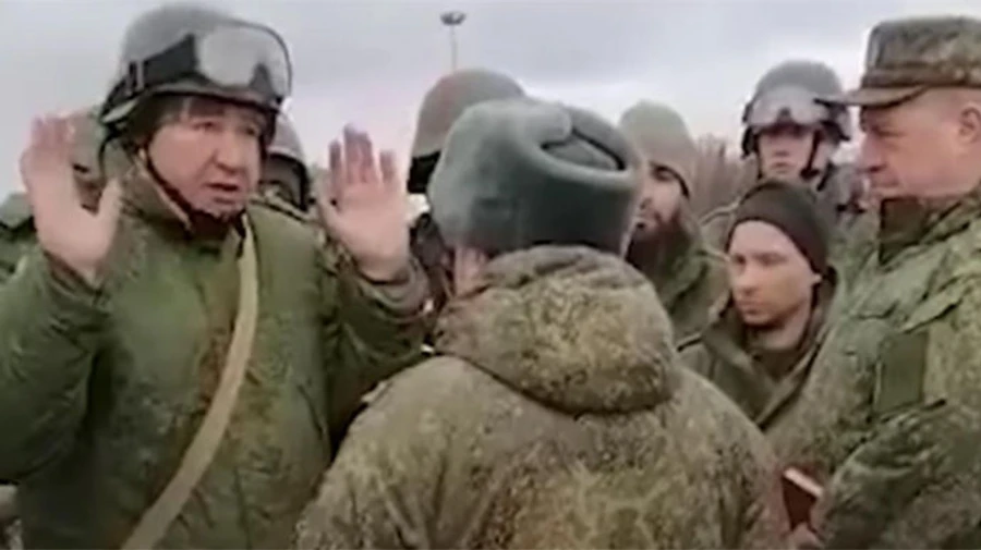 Россиянину дали 5,5 лет колонии: жаловался на плохую подготовку мобилизованных и ударил офицера