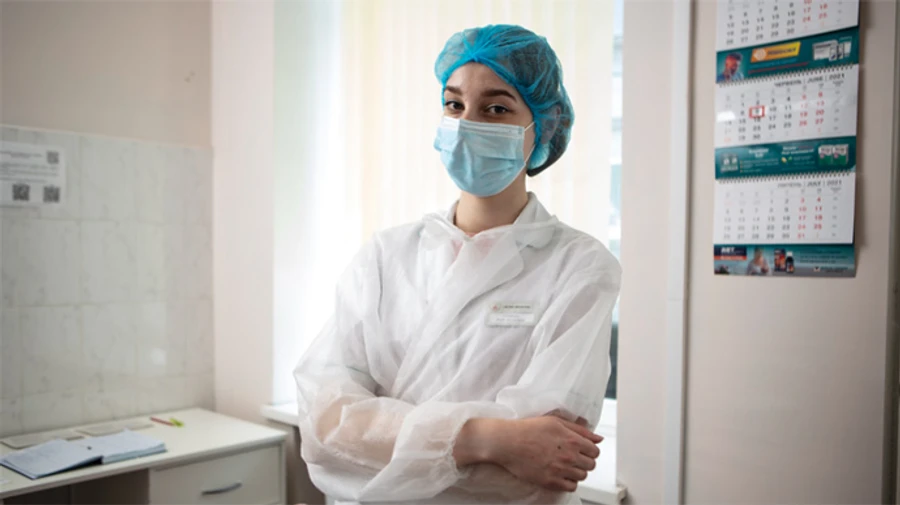 COVID у Києві: нових хворих уже втричі більше, ніж одужань