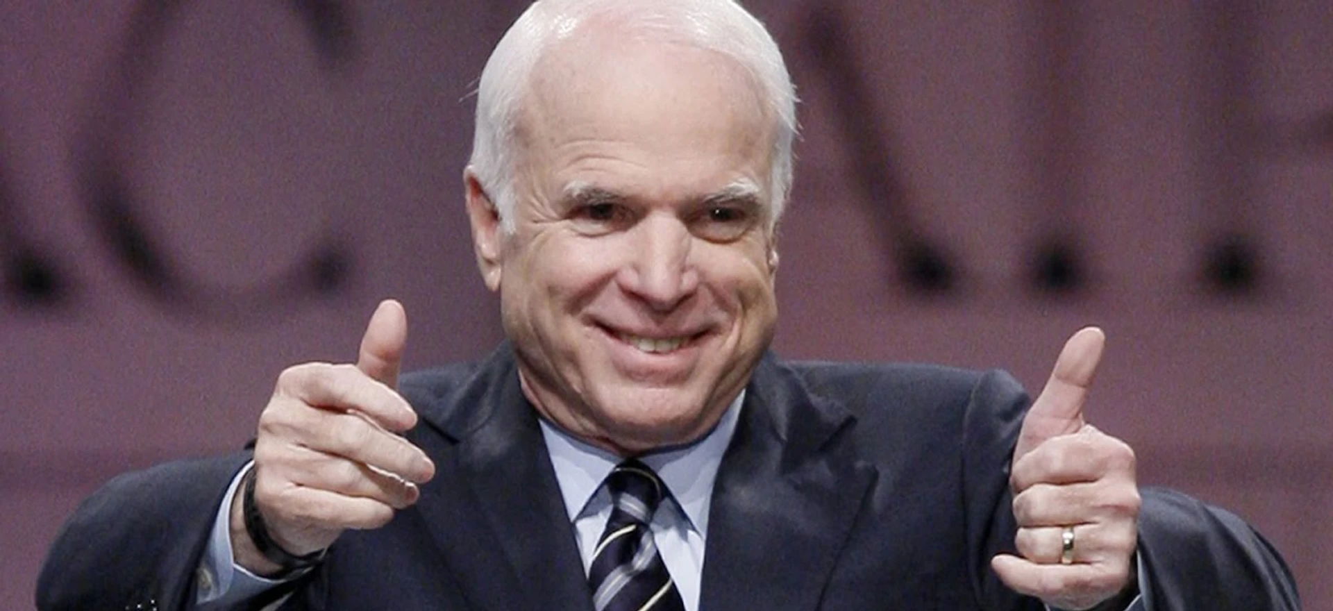 Сенатор Джон МакКейн: Якщо влада України практикуватиме репресії, мають бути санкції