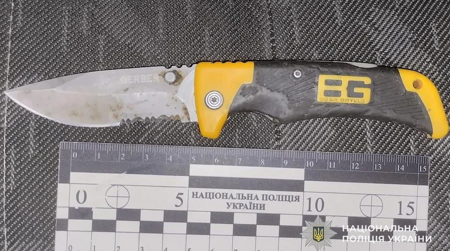 У Дніпрі чоловік поранив ножем військовослужбовця ТЦК