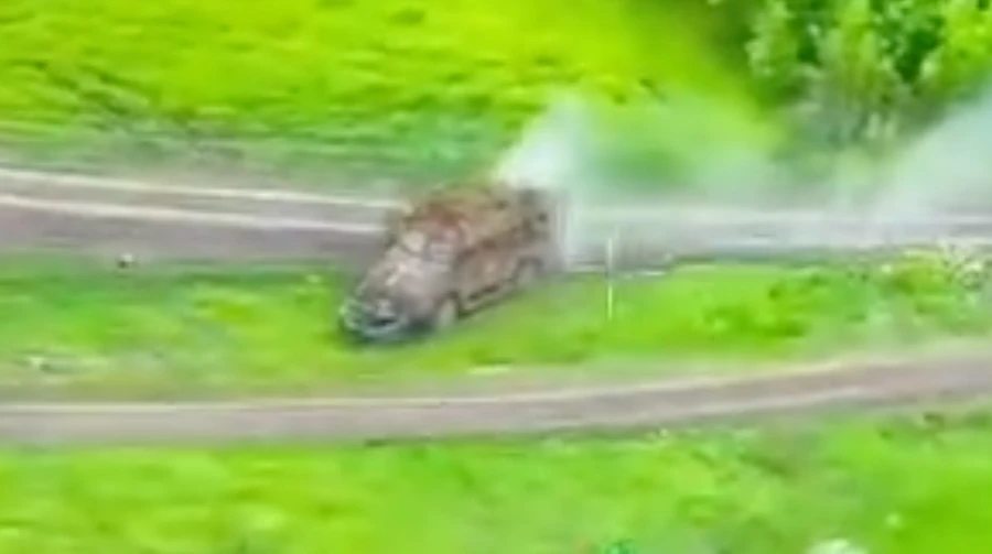 Varta armoured vehicle saves soldiers after direct hit on battlefield – photo, video