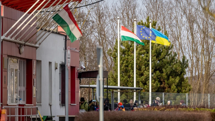 Венгрия разблокировала 2 и 3 кластеры в переговорах о вступлении Украины в ЕС