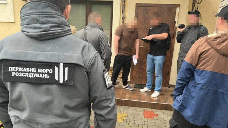 Високопосадовець поліції Дніпра вибивав неіснуючий борг в $200 тисяч, погрожуючи вбивством