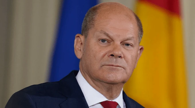 Scholz hopes to have 80 Leopard 2 tanks ready for shipment to Ukraine by end of March