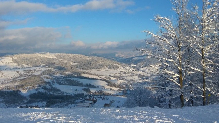 Спасатели предупредили о снежных лавинах и повышении уровня рек на западе