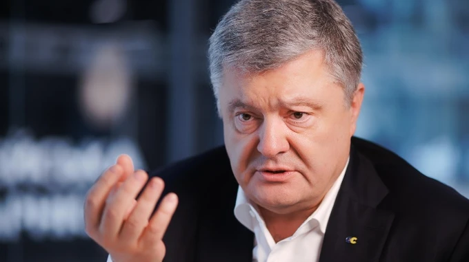 Порошенко очолює президентський антирейтинг – опитування