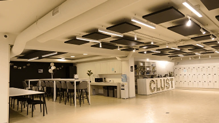 Розумні укриття: хто і як робить освітні простори безпечними