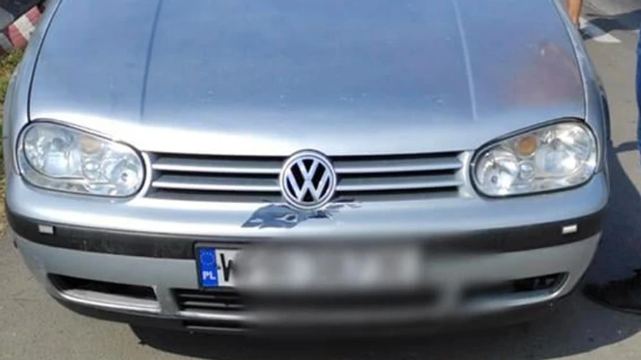 У Херсоні порушник протягнув поліцейського на капоті з пів кілометра