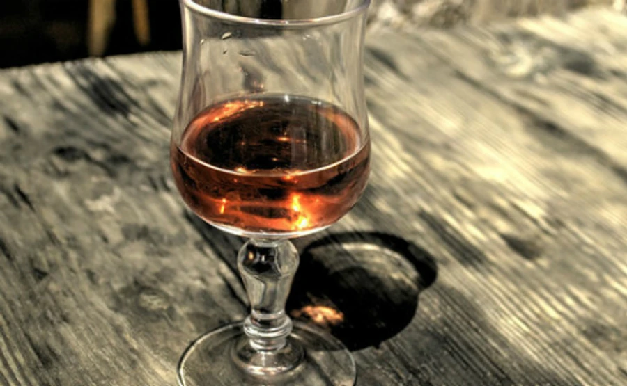 Солнцедар или дубовик: началось обсуждение нового названия для коньяка в Украине