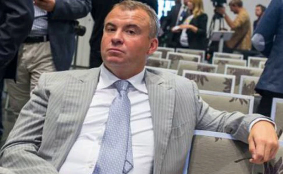 Соратник Порошенка витратив мільйон гривень на весільні декорації в Італії