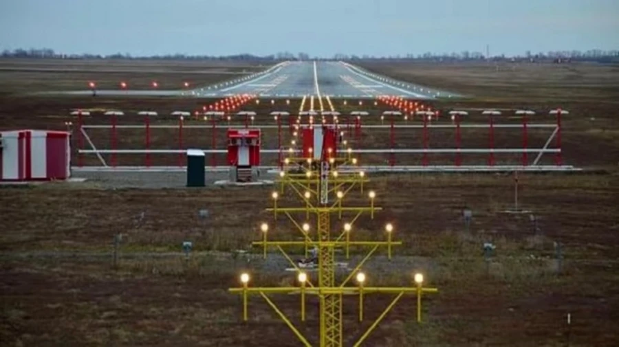 Ряд российских аэропортов приостановливал работу