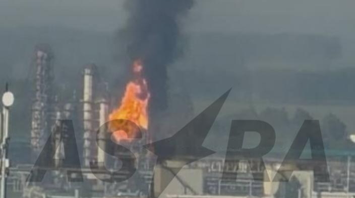 Drones hit oil refinery in Russia's Nizhny Novgorod Oblast for second time in three days: fire raging – photos