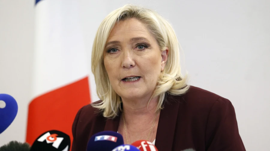 Ле Пен знову каже про легітимність референдуму 2014 року в окупованому Криму