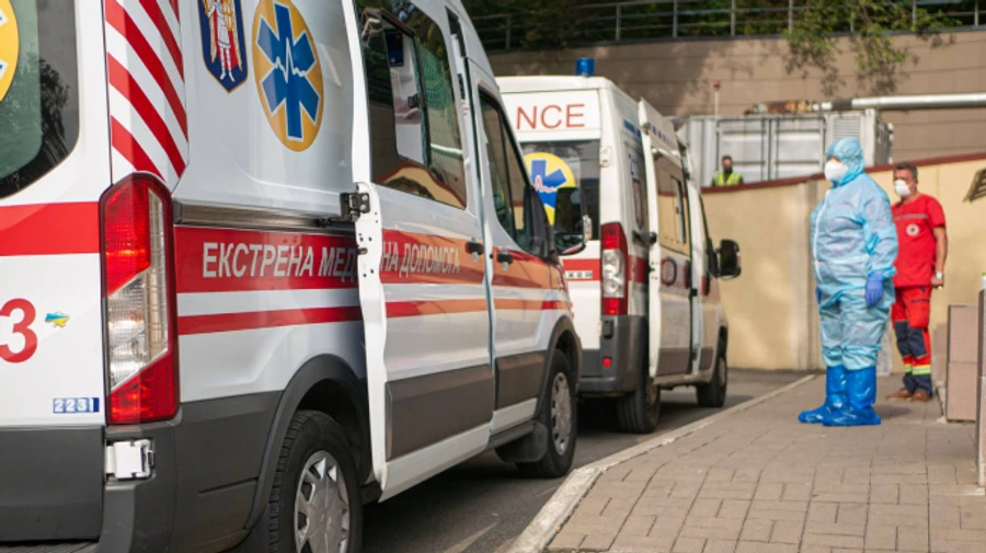 Эпидемия в Киеве: 1,1 тысячи новых заражений, сотни госпитализаций