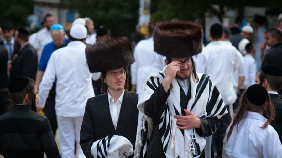 Рош га-Шана: МВД за полгода предупреждает, что будут пускать только вакцинированных хасидов