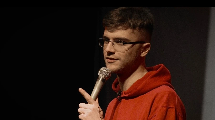 На стендап-концерте между депутатом Киевсовета и комиком произошла драка