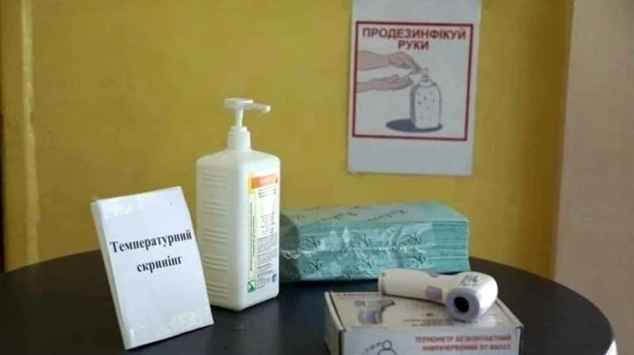 Дезінфікувати ручки і відчиняти вікна: МОЗ хоче уникнути сплеску COVID після виборів