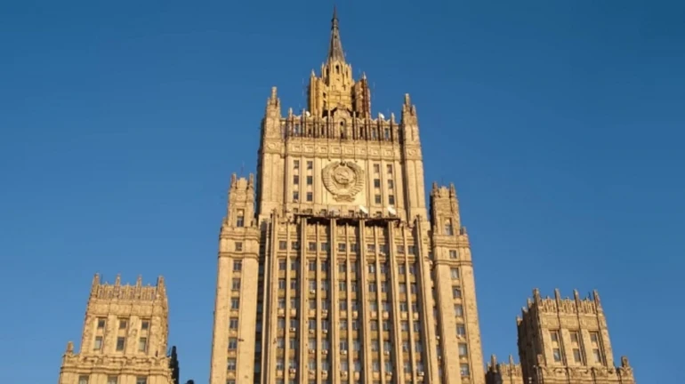 Russia claims peace deal could include unarmed observers in Ukraine