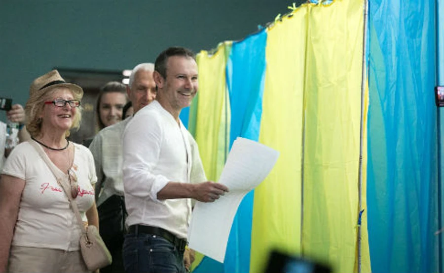 Вакарчук відповів на чутки про те, що знову складе депутатський мандат