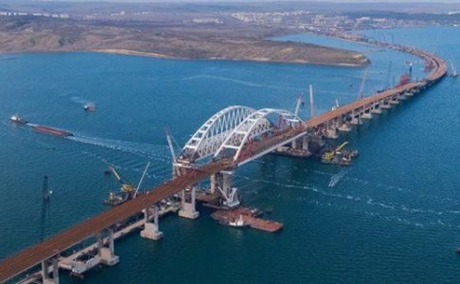 Турчинов про захист Азовського моря: Не буде проблемою знищити міст