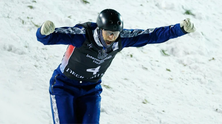 Украинец Котовский завоевал золото этапа Кубка мира в Канаде во фристайле