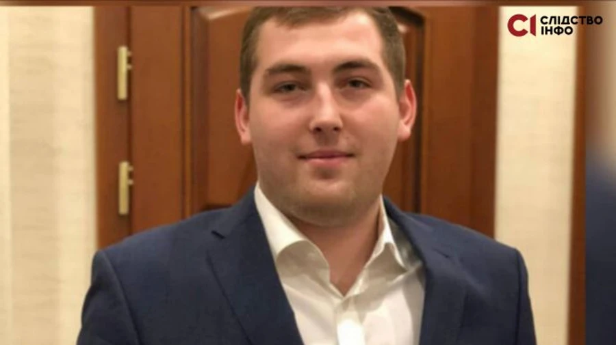 Син судді Аблова здався поліції, його підозрюють у вбивстві кухонним ножем