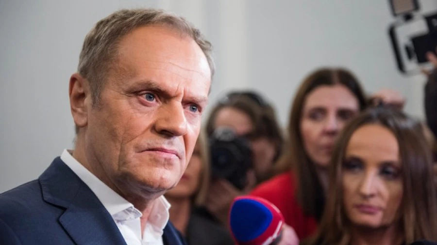 Polish PM promises to persuade hauliers not to block border with Ukraine