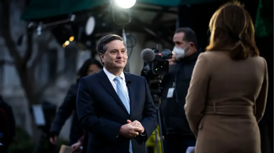 Руководитель аппарата администрации Байдена уходит в отставку – СМИ