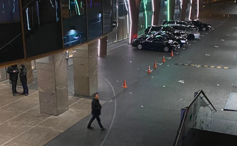 Зеленского и слуг на корпоративе развлекает Кароль, Осадчая и Jerry Heil