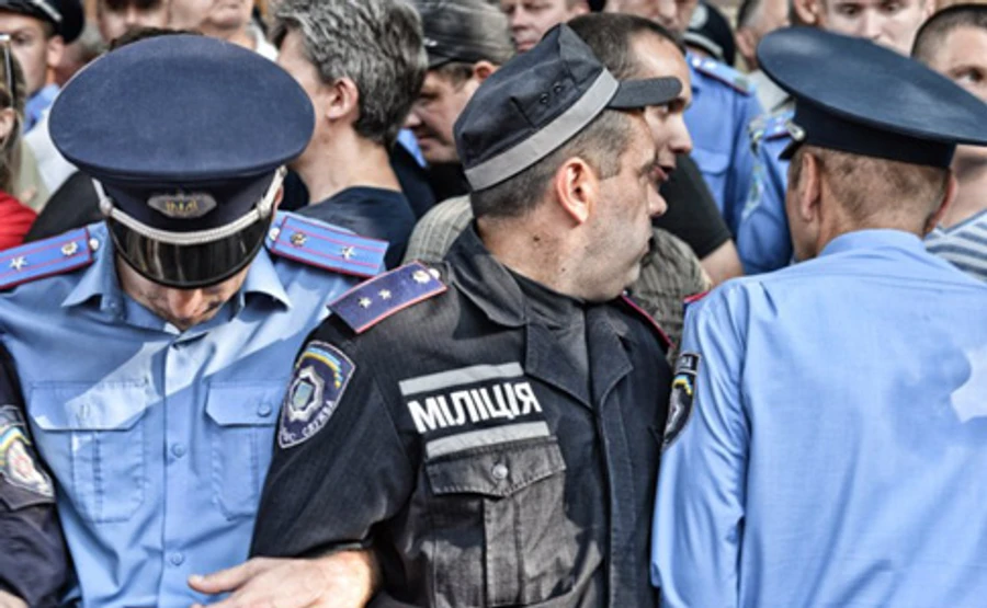 52 тисячі екс-міліціонерів зіткнуться з безробіттям - експерти