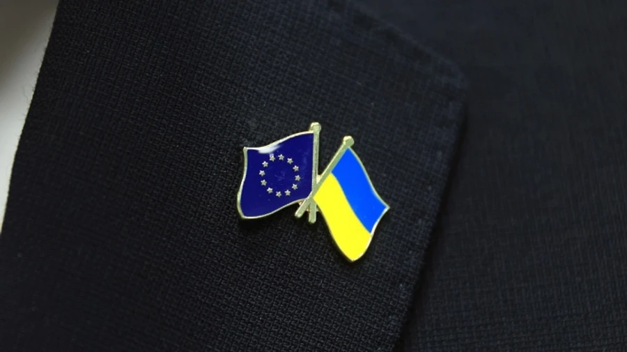 European Commission announces aid package for Ukraine to send strong message of support