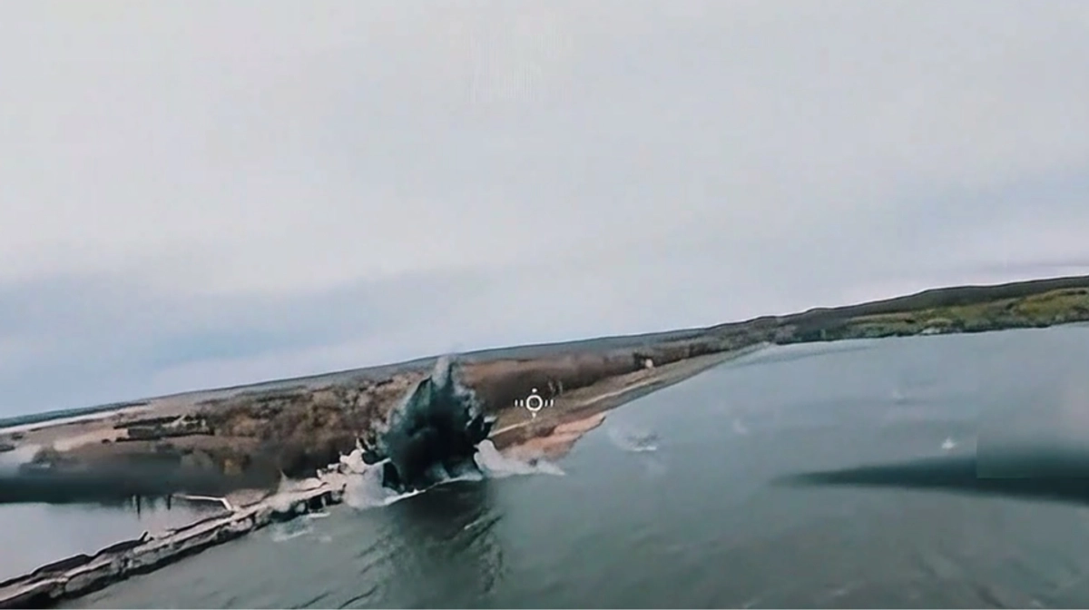 Ukrainian forces report on aftermath of Russian attack on Pechenihy Reservoir dam