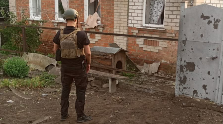 Росіяни тероризують Слов'янськ безпілотниками: один влучив в АЗС, двох людей поранено