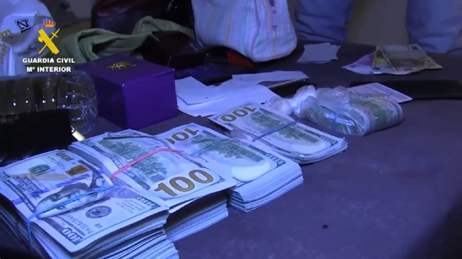 Украинцы и россияне в Испании грабили беженцев из Украины