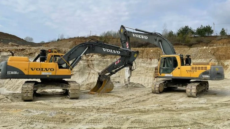 ДБР проводить обшуки у братів Медведчука та Козака