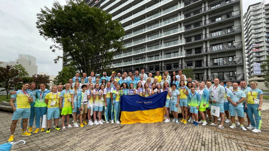 Хто із спортивних функціонерів поїхав на Олімпіаду замість тренерів: список